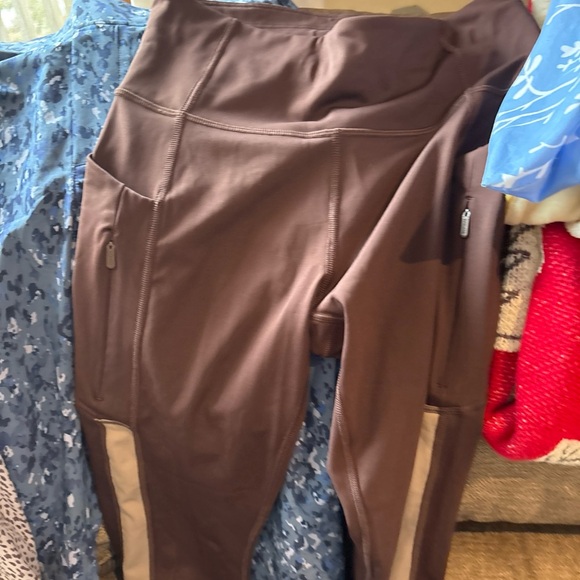 10 Piece Athleta Lot Bundle & Lululemon  Small -med RESELLERS - Picture 8 of 11